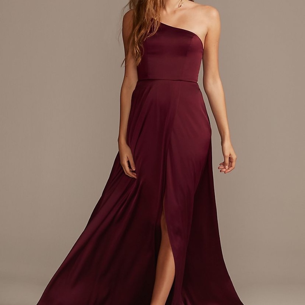 David’s Bridal Satin One-Shoulder Bridesmaid Dress size 2